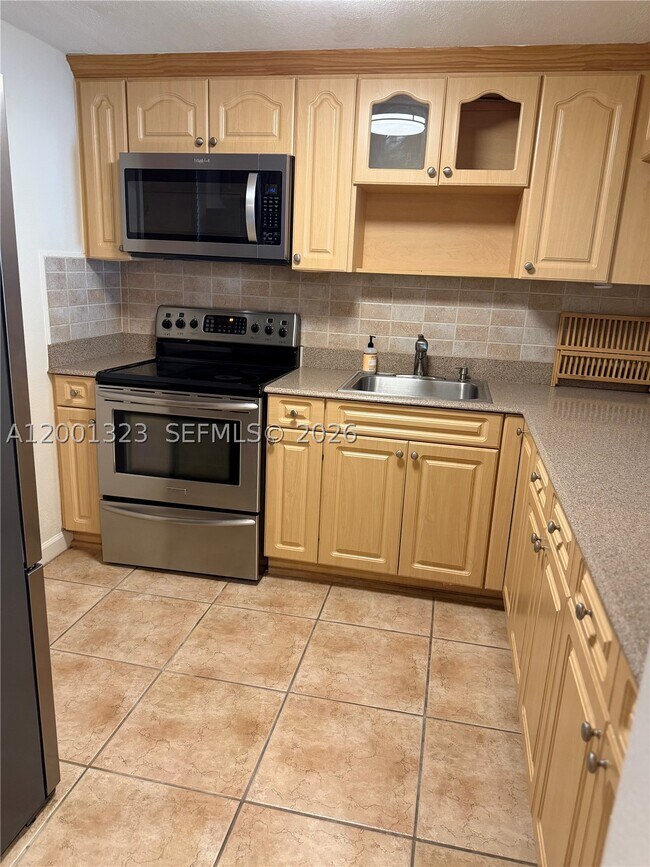 Photo - 100 Edgewater Dr Unit 127