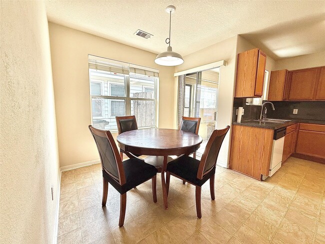 Building Photo - 2722 Kelly Brook TR Rental