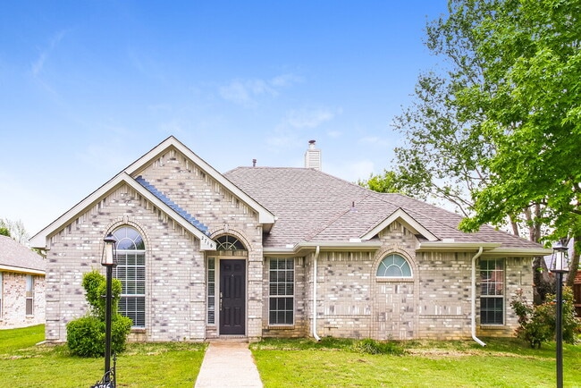 Building Photo - 2716 Wild Grove Ln