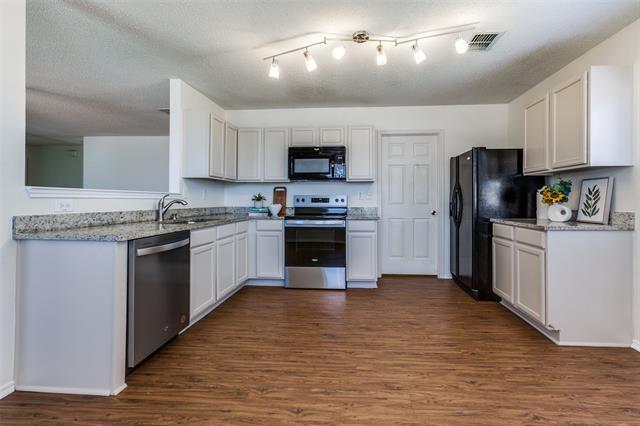 Photo - 2613 Salt Maker Way