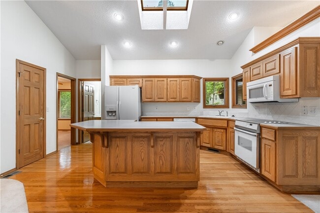 Photo - 5 Ellesmere Ln
