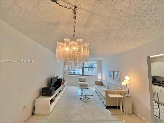 Building Photo - 9273 Collins Ave Unit 801 Rental
