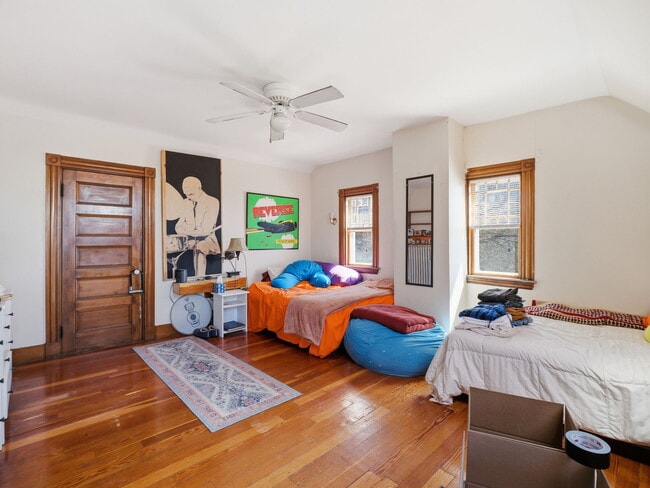 3 Monmouth St Unit 5