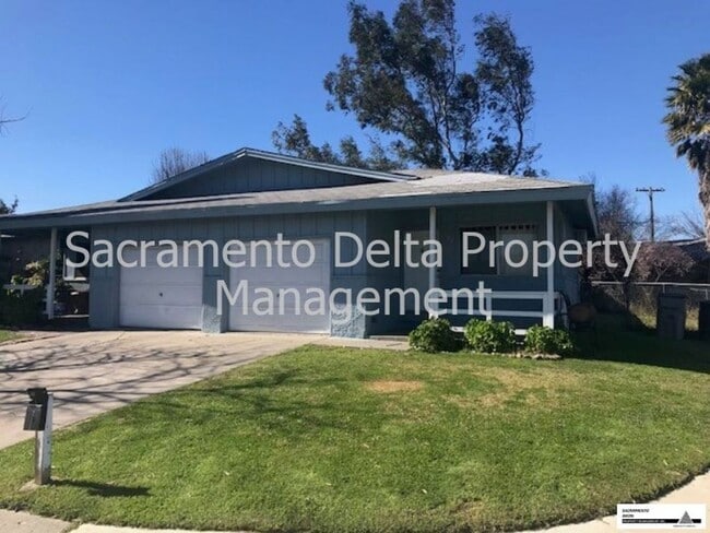 Building Photo - Coming Soon ** Great 2 bd/1ba Home in Strawberry Manor