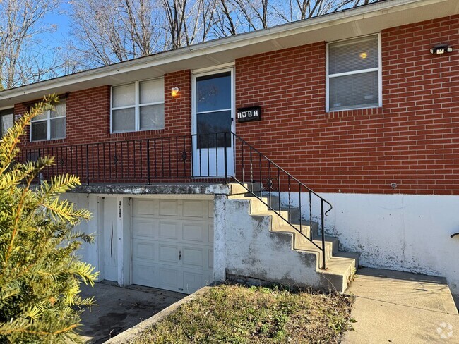 Building Photo - 1911 S Arlington Ave Rental