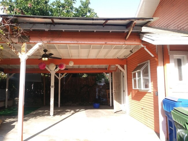 Photo - Quiet back house in Silver Lake!