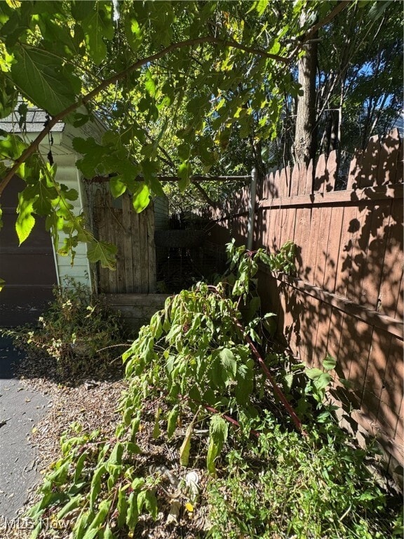 Photo - 3660 E 76th St Unidad Down