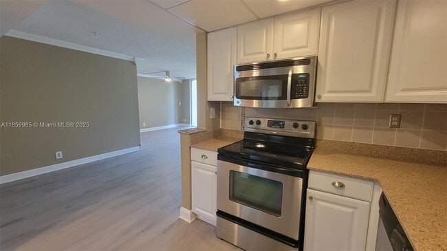 Photo - 3300 W Rolling Hills Cir