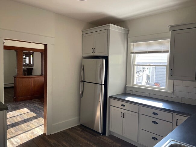 Photo - Pet Friendly 4 bedroom 1 bath