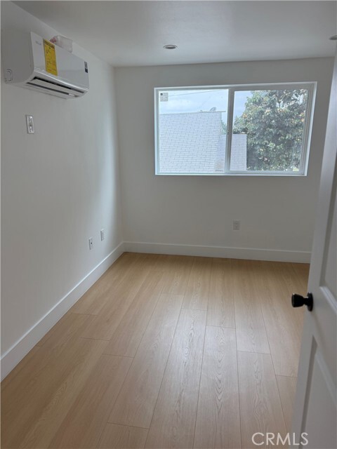 Photo - 5701 Normandie Ave