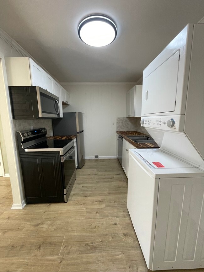 Photo - 250 Nixon Rd Unit 40