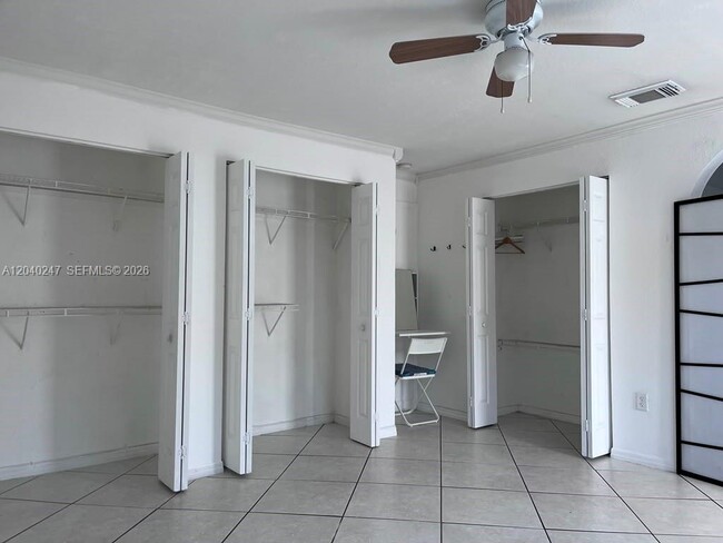 Photo - 1607 SW 136th Pl Unit 2