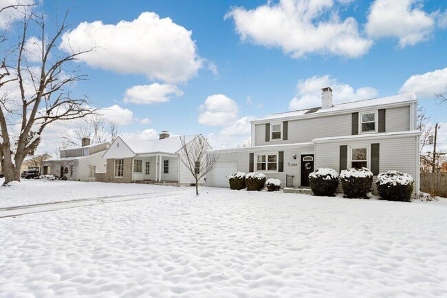 Photo - 2063 Inchcliff Rd