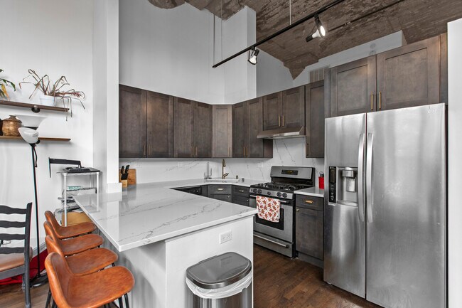 Photo - 900 N Kingsbury St Unit 969