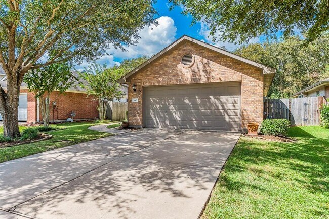 Photo - 147 Big Thicket Dr