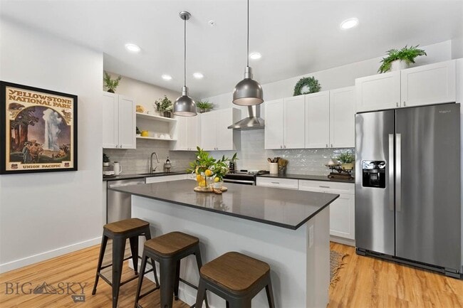 Photo - 2221 Willow Dr Unit 136