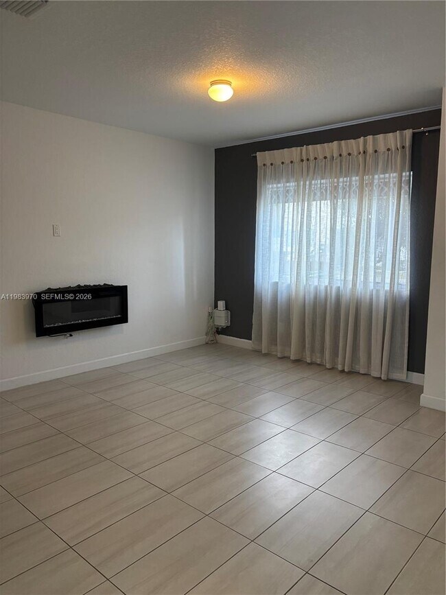 Photo - 355 NW 12th Ave