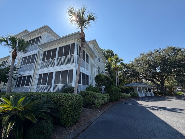 Photo - 1704 Frederica Rd