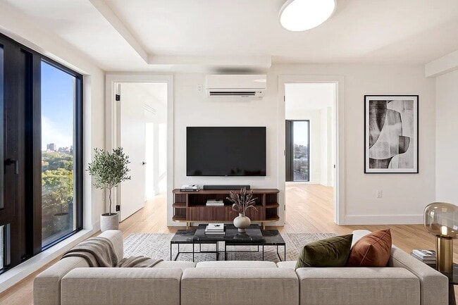 Building Photo - 60 W 125th St Unit 405