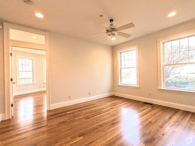 Building Photo - 15 Parley Ave Unit 1 Rental