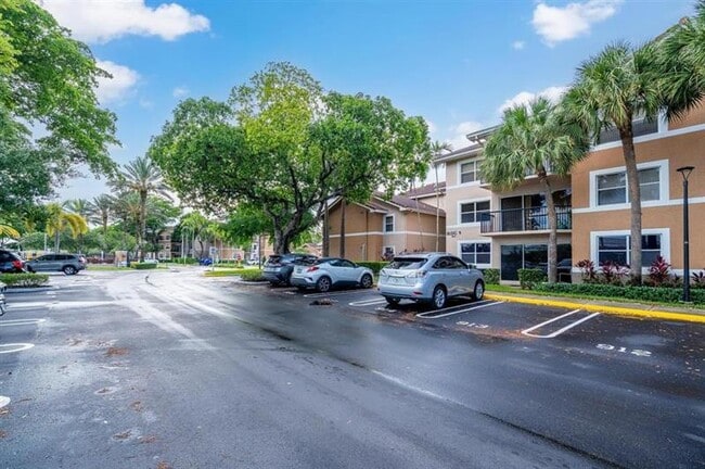 Photo - 8851 Wiles Rd Unit 305