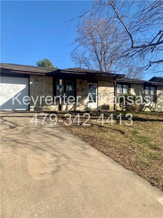 Photo - Charming Home with Open Kitchen, Fireplace & 2-Car Garage