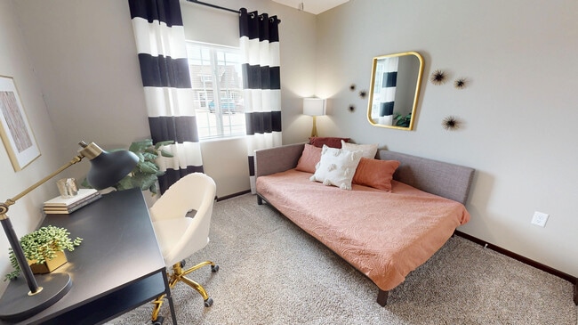 A variety of floor plans are available to meet bedroom and home office needs.