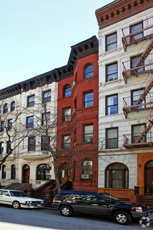 Photo - 119 W 80th St Apartamentos