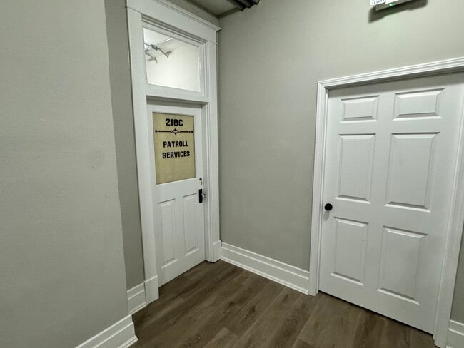 Photo - Banker's Loft - Furnished Lofts in Eden