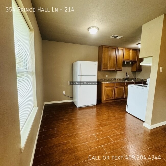 Photo - 354 Prince Hall Ln Unidad 214