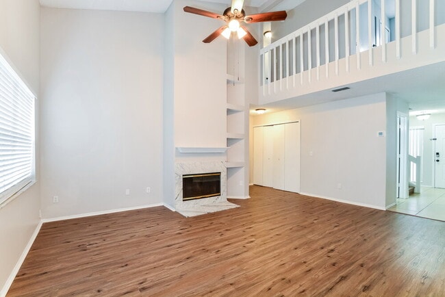 Photo - 11184 Cypress Leaf Dr