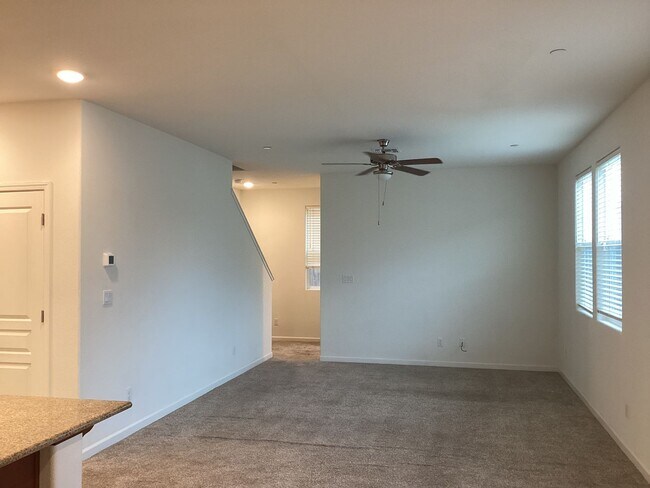 Photo - 115 Peerless St