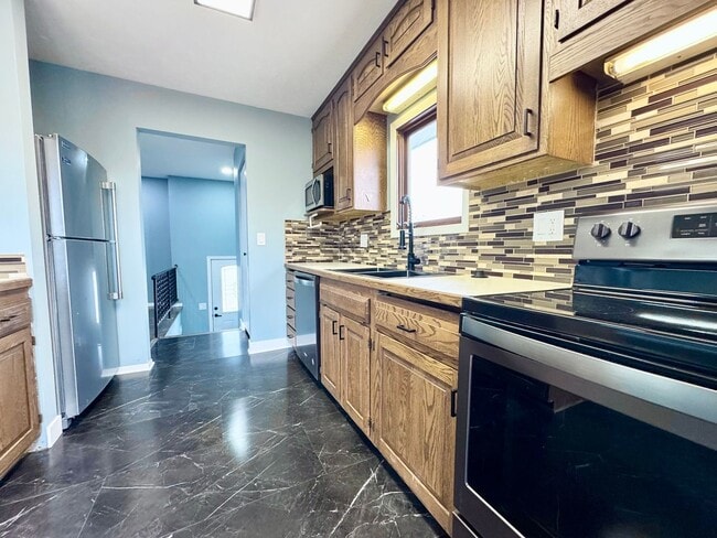 Photo - Remodeled 3 bed, 2 bath Millard home