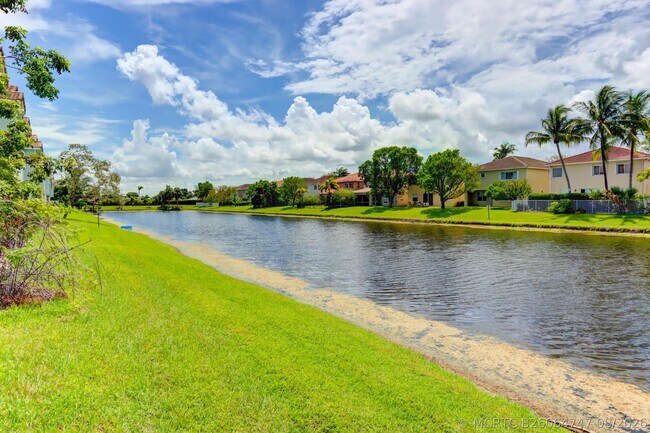 Photo - 3061 Laurel Ridge Cir