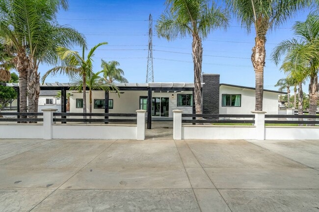 9950 La Docena Ln