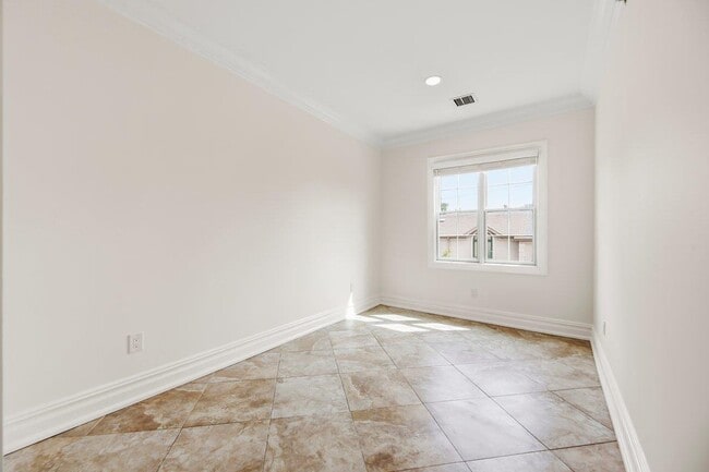 Photo - 5 Grand St Unit 301