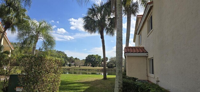 3300 Pinewalk Dr N Unit 1911