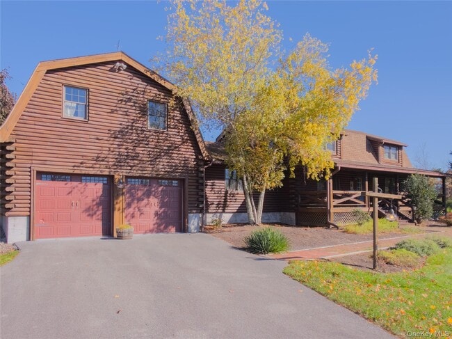 Photo - 618 Clapp Hill Rd