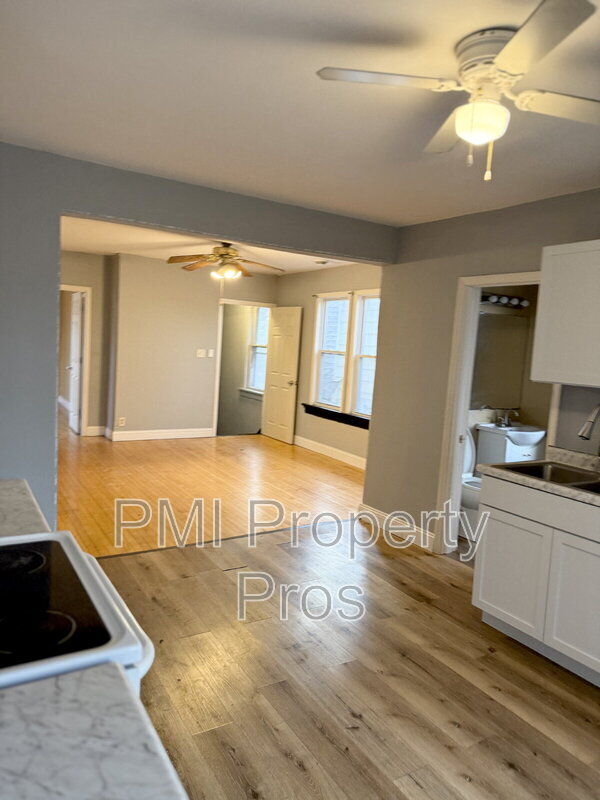 Photo - 1941 N 38th St Condo