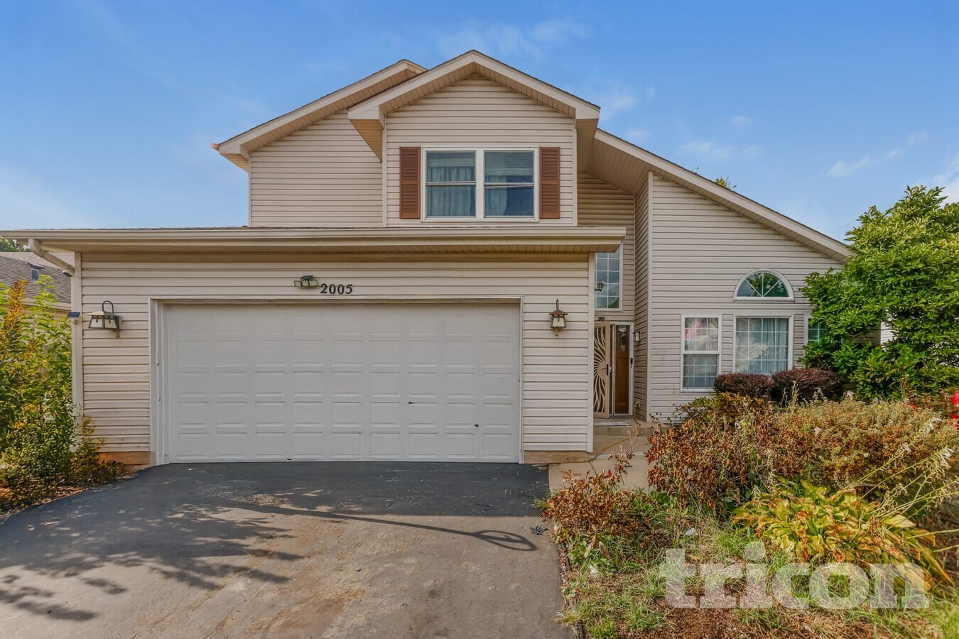 Photo - 2005 Alpine Way