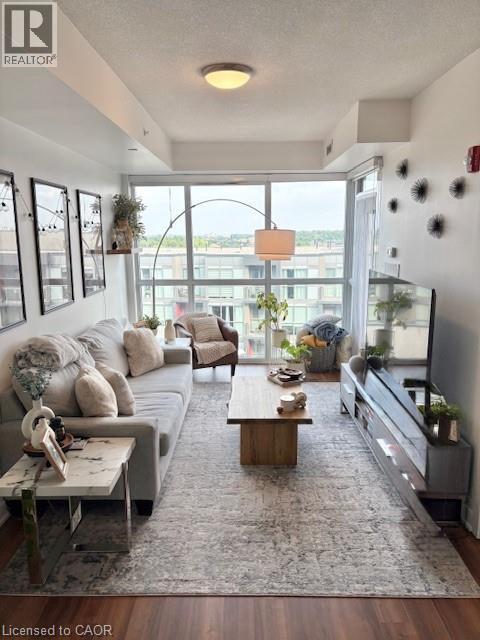 Photo - 5240 Dundas St Unité B515