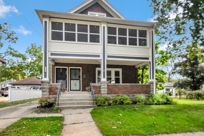 Photo - 1319 Prairie Ave Unit 1319