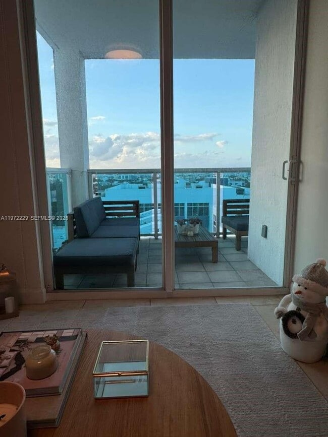 Photo - 1723 SW 2nd Ave Unit 1206