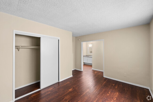 Studio - Balboa Ranch Apartments