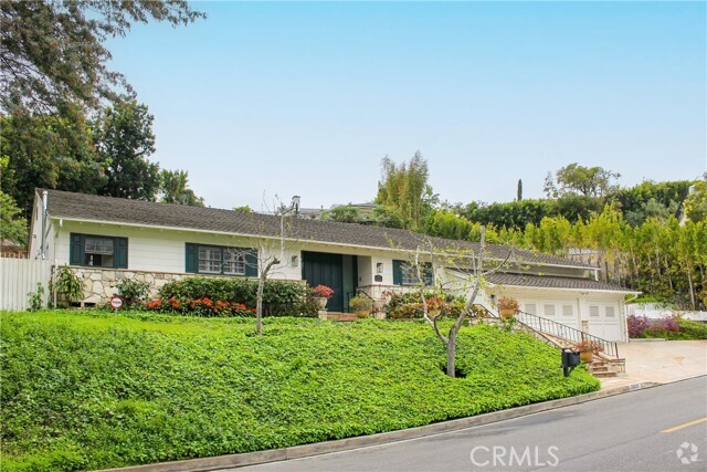 Building Photo - 1079 Marilyn Dr Rental
