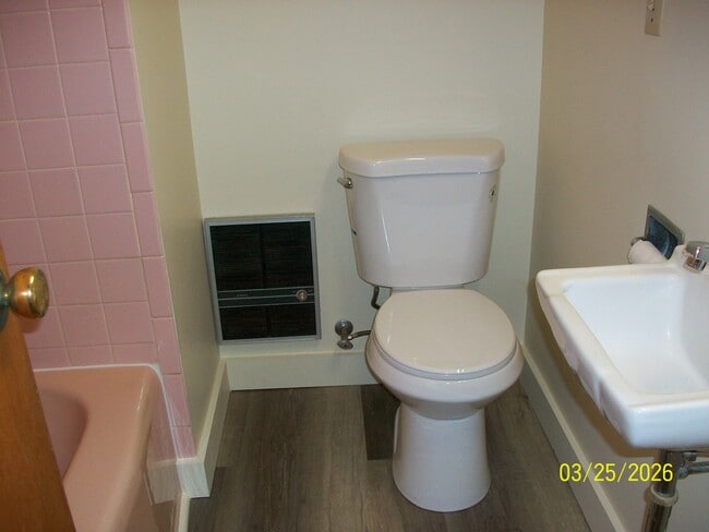 Photo - 408 S Walsh St Unidad 2E