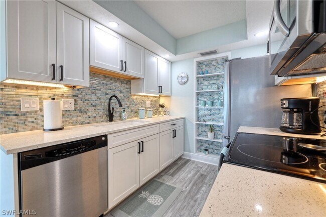 Photo - 898 Buttonwood Dr Unit 104