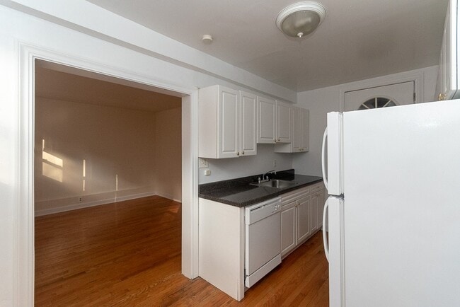 Photo - 3810 N Fremont St Unit 6H