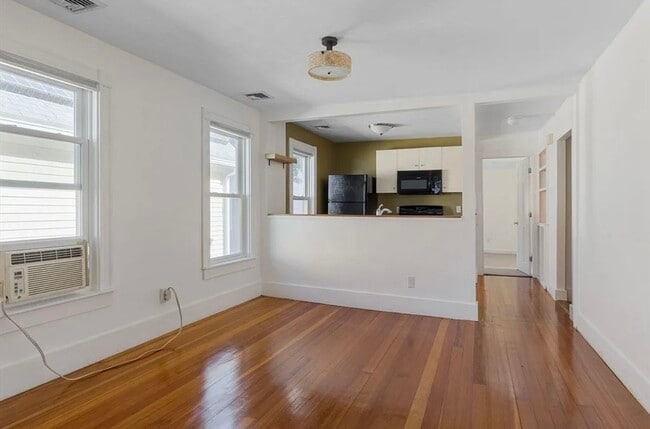 Photo - 21 Florence St Unit 1