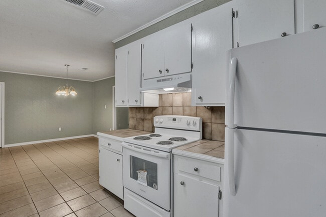 Photo - 355 St Joe Blvd